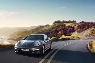 Porsche Panamera_S_2011_3000x1560_wallpaper_03.jpg