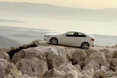 Mercedes Benz iPhone 4s Wallpapers Download