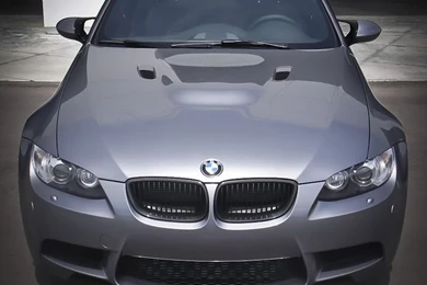 M3 iPhone 4 Wallpapers