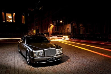 2007 Bentley Arnage Front Angle 1280x960.jpg
