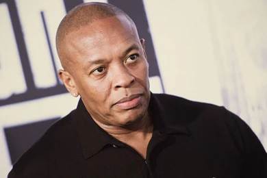 Dr dre apologizes to the women ive hurt after straight outta compton controversy.jpg