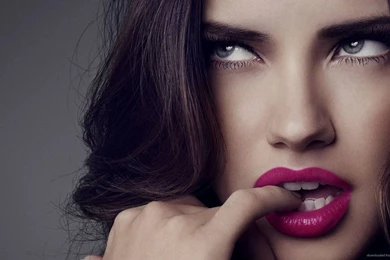 Download 1920x1080 Adriana Lima Purple Lips Wallpapers