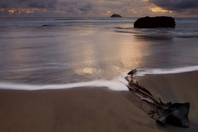 Download Dual Monitors Wallpapers 2560x1024