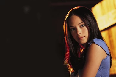 Kristin Kreuk Wallpapers High Resolution And Quality Download