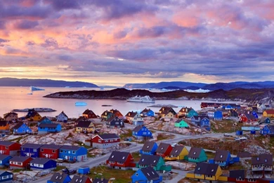 Greenland Huts Wallpapers.jpg