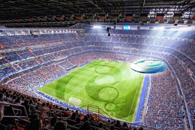 Download Wallpapers 2560x1440 Football, Game, Funny, Ufo Mac iMac ...