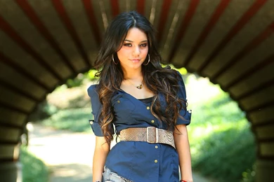 Vanessa Hudgens Young HD Photo   Wallpapers