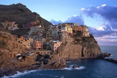 Desktop Wallpapers · Gallery · Travels · Manarola, Italy