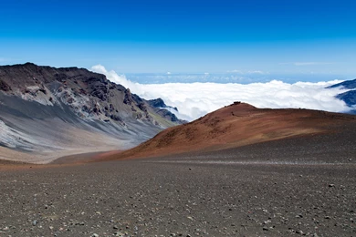 Volcano Haleakala On The Hawaiian Island Of Maui Wallpapers And ...