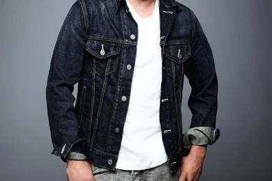 Josh Hutcherson Mockingjay Premiere Wallpaper.