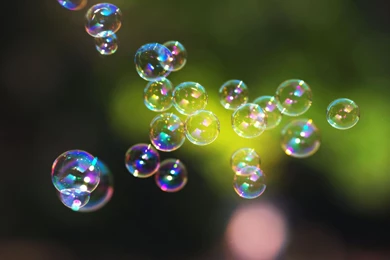 Bubble Water Fly Wallpapers Desktop