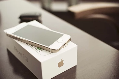 iPhone 5S Gold Wallpapers :: HD Wallpapers