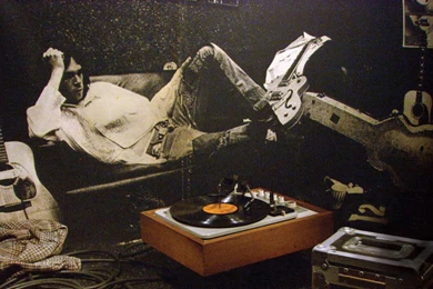 Designing The Neil Young Archives : DVD Authoring