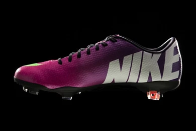 Nike Mercurial Vapor IX Cristiano Ronaldo 2013 violet.png