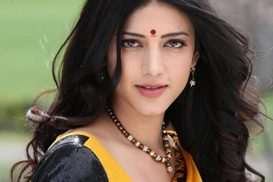 Shruti Hassan HD Wallpapers
