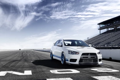 White Mitsubishi Lancer Evolution X Circuit Wa