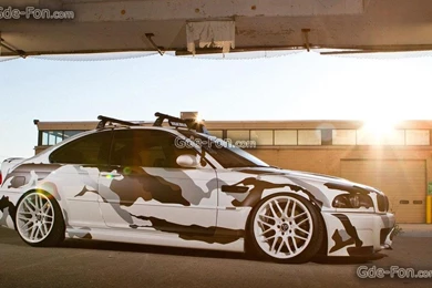 394027_kamuflyazh_BMW_1680x1050_www.Gde Fon.com.jpg