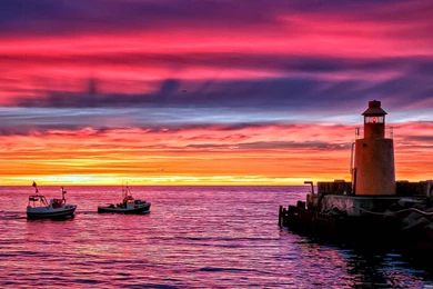 Galaxy S4 HD Lighthouse By The Sea For 1920x1080 ...