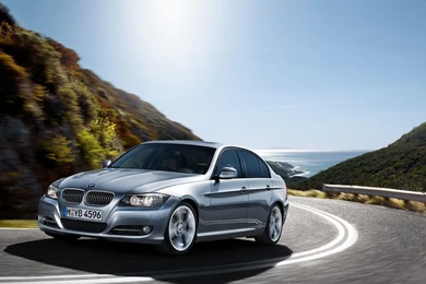 3series_sedan_wallpaper_1280x1024_01.jpg
