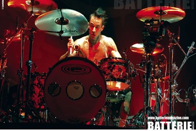 Wallpapers Travis Barker Goodies Batterie Magazine 1280x960 ...