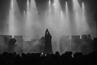 DARK MOFO : Sunn O))) + Earth + Veil Of Darkness – Aphra Magazine
