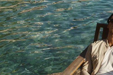 Download Wallpapers 3840x1200 David Gandy, Water, Chair, Bag, Steps ...