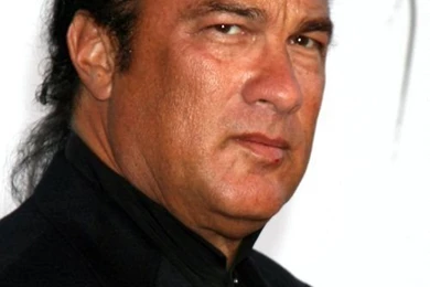 2197x1463px Steven Seagal 193.15 KB