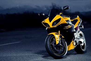 Yamaha YZF R1 Wallpapers 07