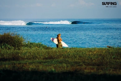 Desktop Wallpapers/Awesome Photos From Surfing Magazine