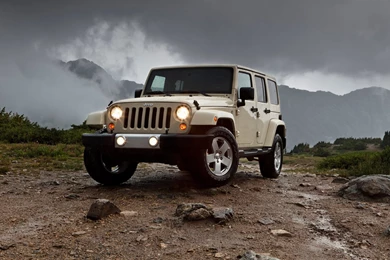 Jeep Wrangler Unlimited Sahara Wallpapers