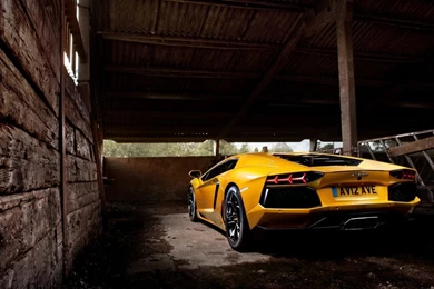 Yellow Lamborghini Aventador 2 Wallpapers In 1366x768 Resolution