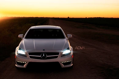 Mercedes Benz CLS63 AMG Wallpapers