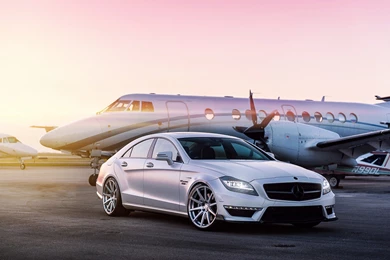 Daily Wallpaper: Mercedes CLS63 AMG