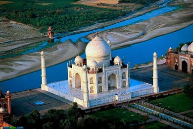 3 Agra Taj Mahal hd wallpapers totifun.com_.jpg