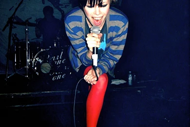 Music Crystal Castles Alice Glass