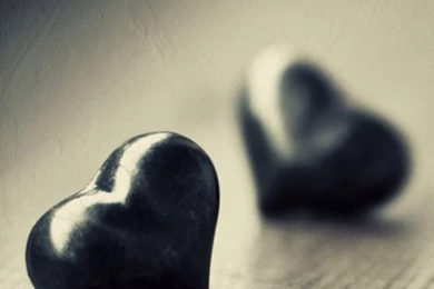 Love iPhone 4s Wallpapers