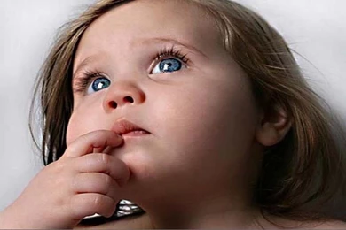 Cute Angels Wallpapers