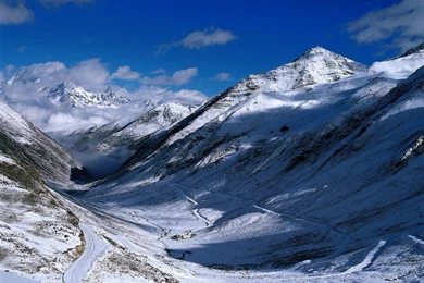 China Travel : Winter Tour   Scenic Snowscape In China 1024x768 NO ...