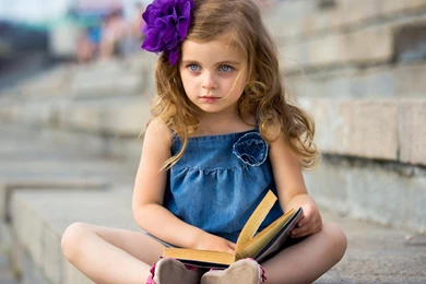 Cute Baby Girl Wallpapers To Download