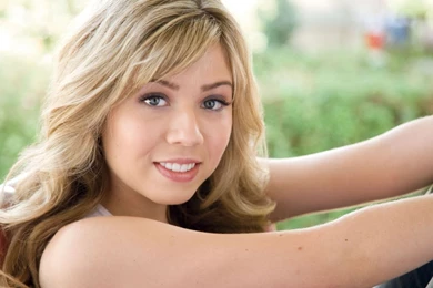 Jennette Mccurdy   Wallpaper.