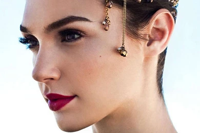 Gal Gadot red Lips HD Wallpapers Free.jpeg