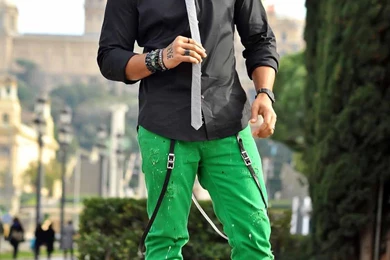 Allu Arjun In Black Shirt Hd Wallpapers