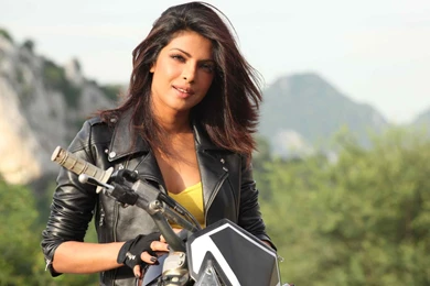 Priyanka Chopra HD Wallpapers ~ Toptenpack.com