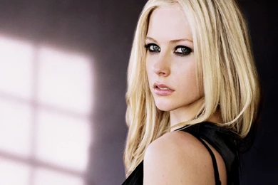 Free Wallpapers Free Star Wallpapers Avril Lavigne Wallpapers ...