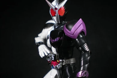 Bandai S.H.Figuarts: Kamen Rider Double Fang Joker