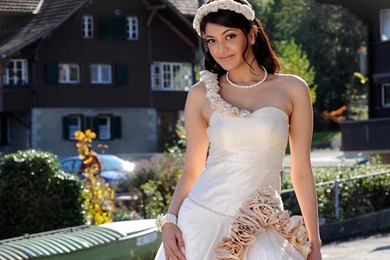 Kajal Agarwal In New Princess Look Hd Wallpapers