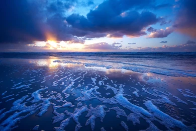 Download Beach Waves Wallpapers HD