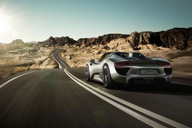 Awesome Porsche 918 Wallpapers