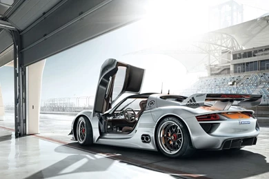 Popular Porsche 918 Wallpapers