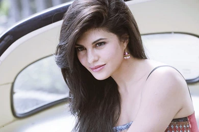 Jacqueline Fernandez HD Wallpapers